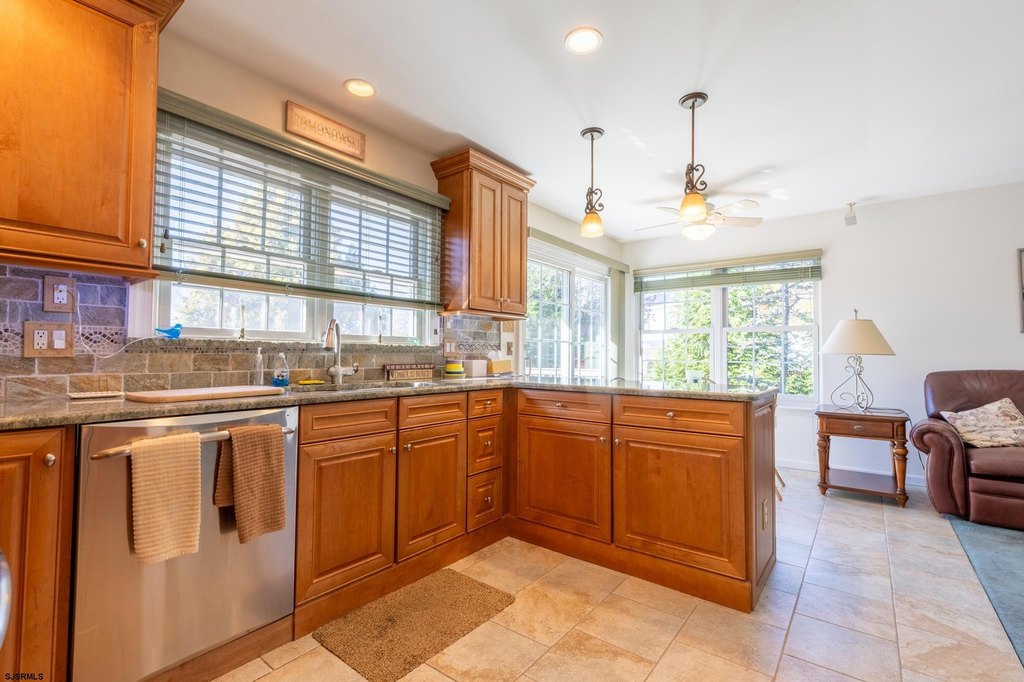 Egg Harbor Township, New Jersey, 08234, United States, 4 Bedrooms Bedrooms, ,3 BathroomsBathrooms,Residential,Forsale,1994156