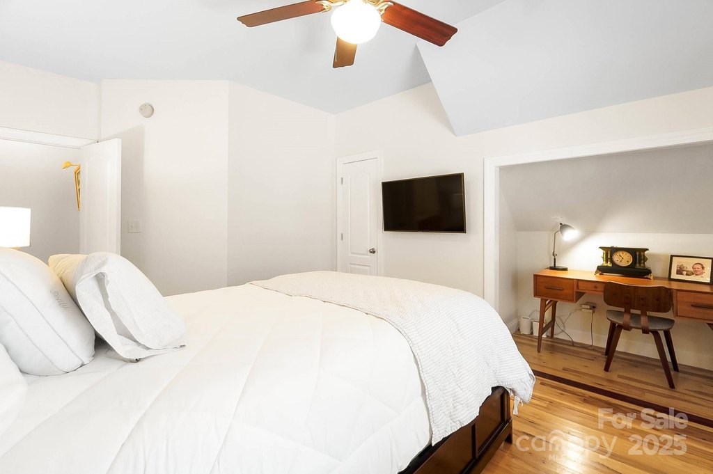 York, South Carolina, 29745, United States, 5 Bedrooms Bedrooms, ,4.5 BathroomsBathrooms,Residential,Forsale,2004558