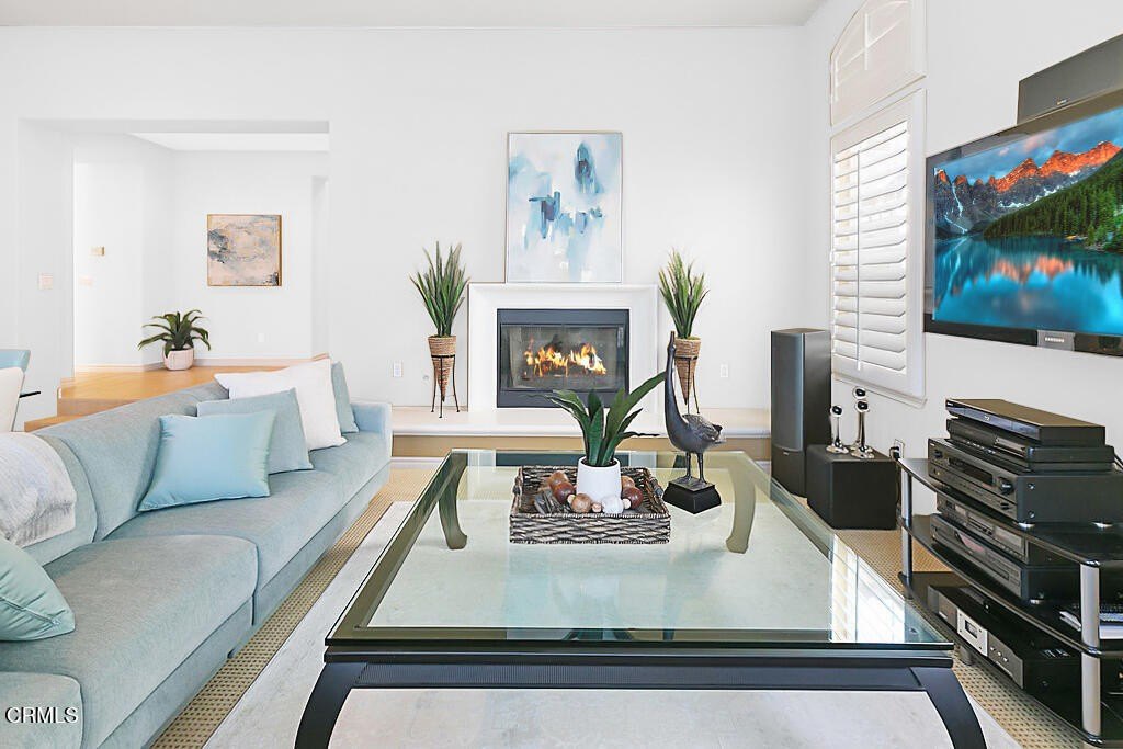 Oxnard, California, 93035, United States, 4 Bedrooms Bedrooms, ,3.5 BathroomsBathrooms,Residential,Forsale,2011049