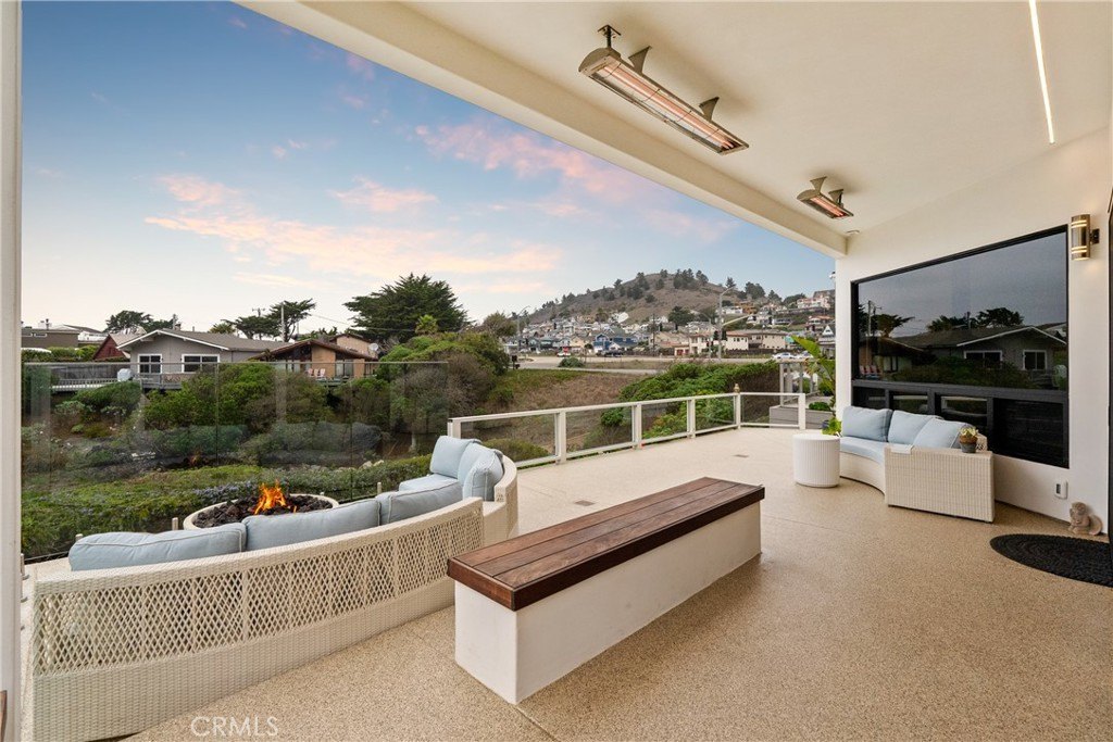 Cayucos, California, 93430, United States, 3 Bedrooms Bedrooms, ,2 BathroomsBathrooms,Residential,Forsale,1997703