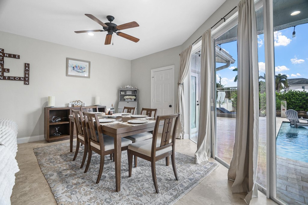 Boca Raton, Florida, 33487, United States, 4 Bedrooms Bedrooms, ,5 BathroomsBathrooms,Residential,Forsale,1996332