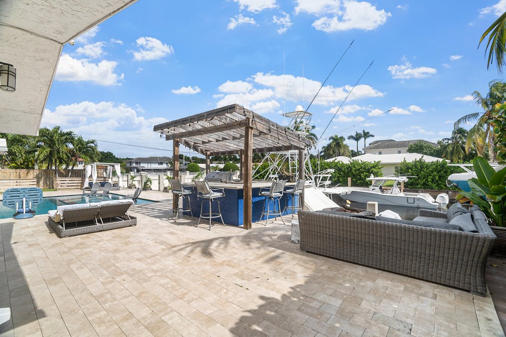 Boca Raton, Florida, 33487, United States, 4 Bedrooms Bedrooms, ,5 BathroomsBathrooms,Residential,Forsale,1996332