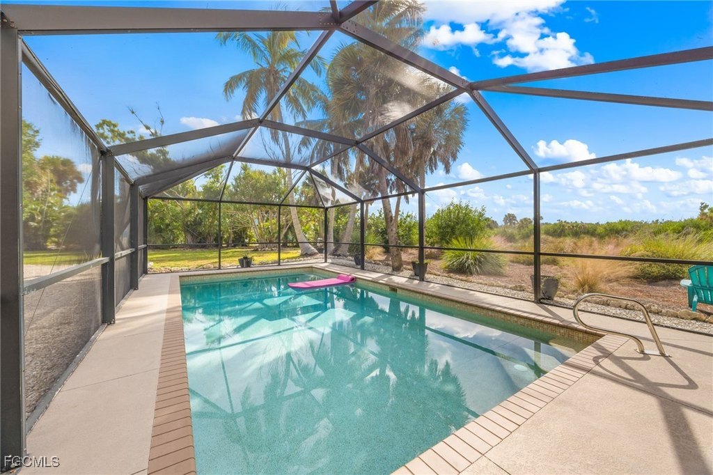 Sanibel, Florida, 33957, United States, 3 Bedrooms Bedrooms, ,2 BathroomsBathrooms,Residential,Forsale,1998641