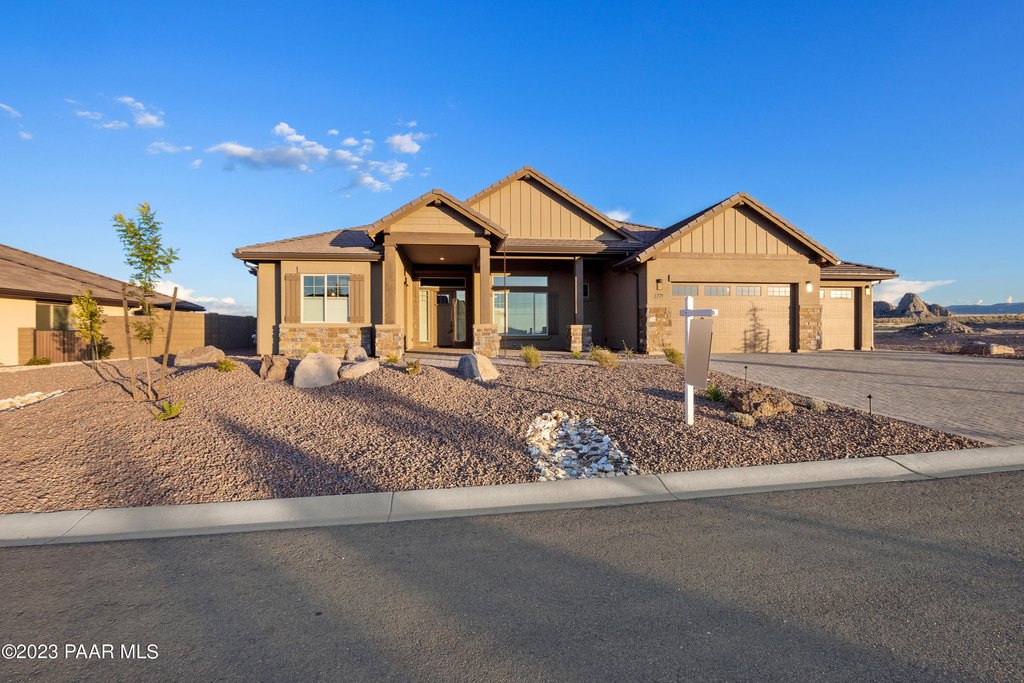 Prescott, Arizona, 86301, United States, 3 Bedrooms Bedrooms, ,3.5 BathroomsBathrooms,Residential,Forsale,1992713