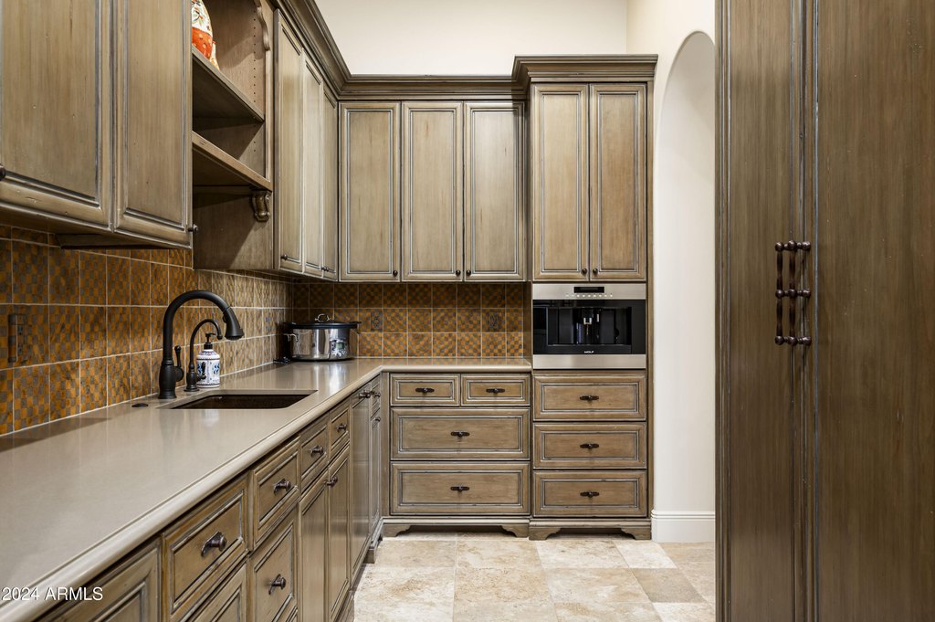 Scottsdale, Arizona, 85255, United States, 4 Bedrooms Bedrooms, ,6.5 BathroomsBathrooms,Residential,Forsale,2000270