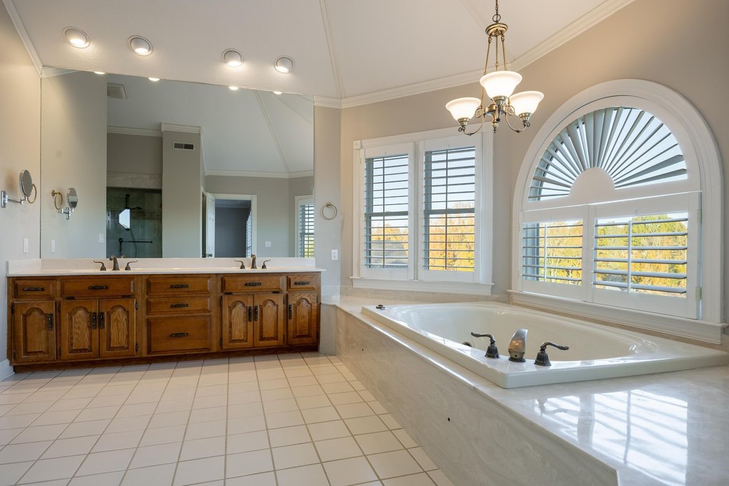 Ooltewah, Tennessee, 37363, United States, 5 Bedrooms Bedrooms, ,4 BathroomsBathrooms,Residential,Forsale,2004673