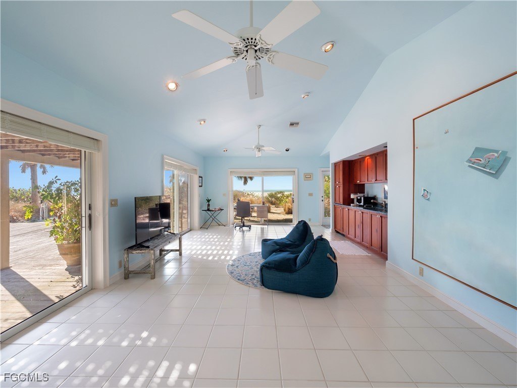 Captiva, Florida, 33924, United States, 5 Bedrooms Bedrooms, ,5.5 BathroomsBathrooms,Residential,Forsale,2011565