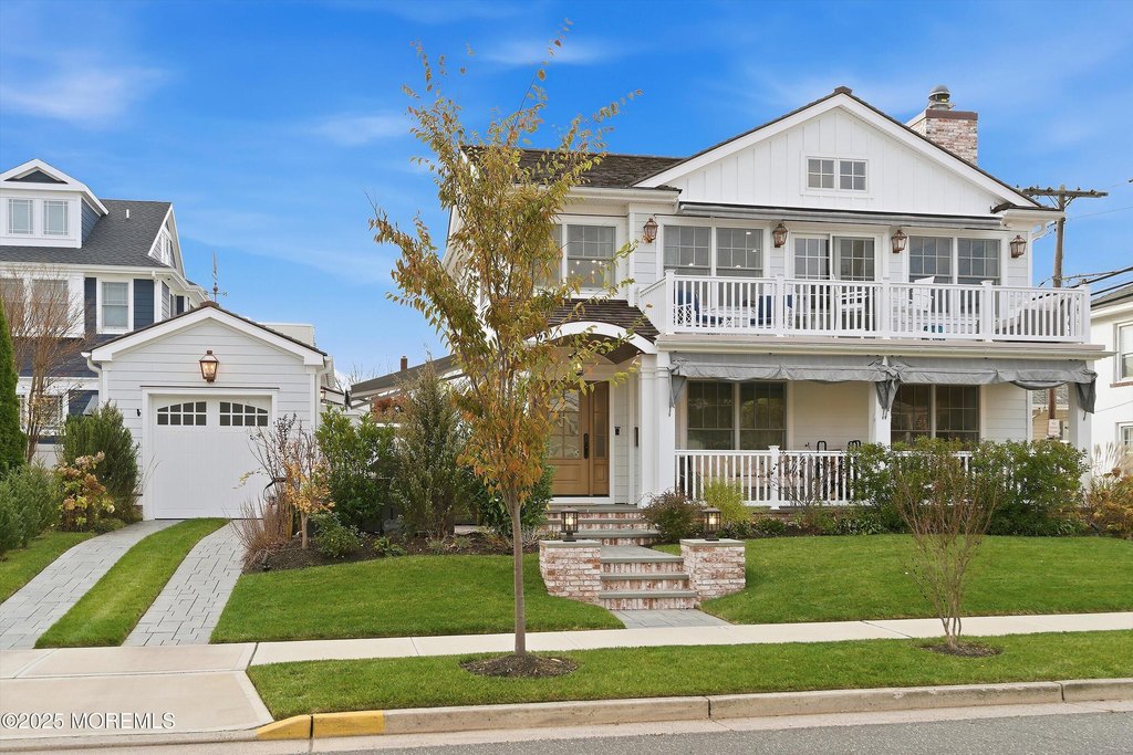 Avon-by-the-sea, New Jersey, 07717, United States, 3 Bedrooms Bedrooms, ,2.5 BathroomsBathrooms,Residential,Forsale,2004833