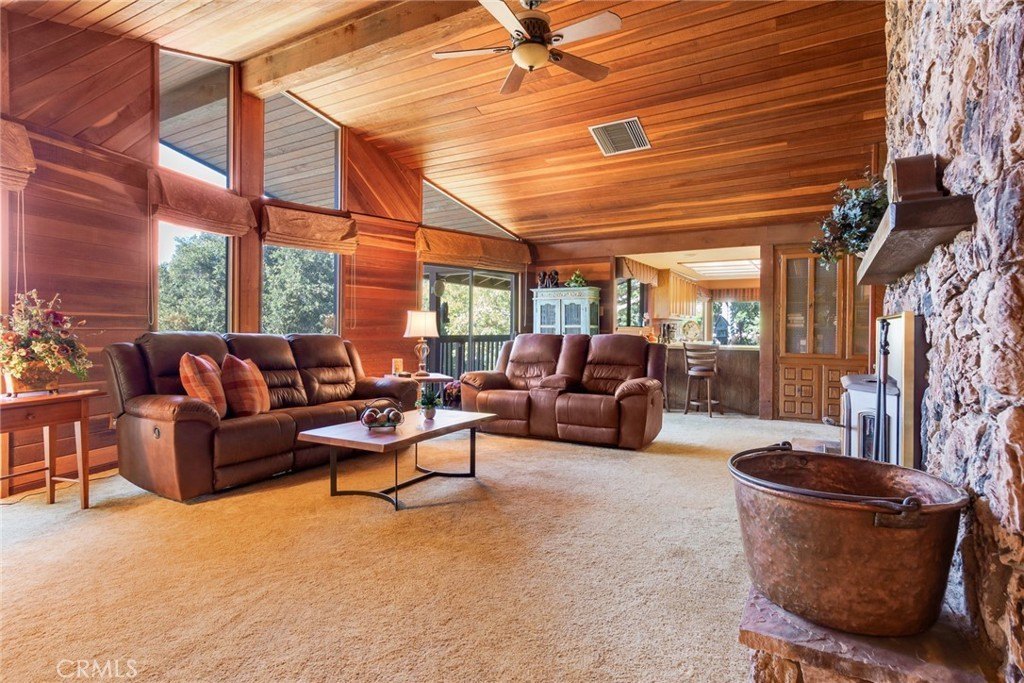 Oak Glen, California, 92399, United States, 4 Bedrooms Bedrooms, ,4.5 BathroomsBathrooms,Residential,Forsale,2004229