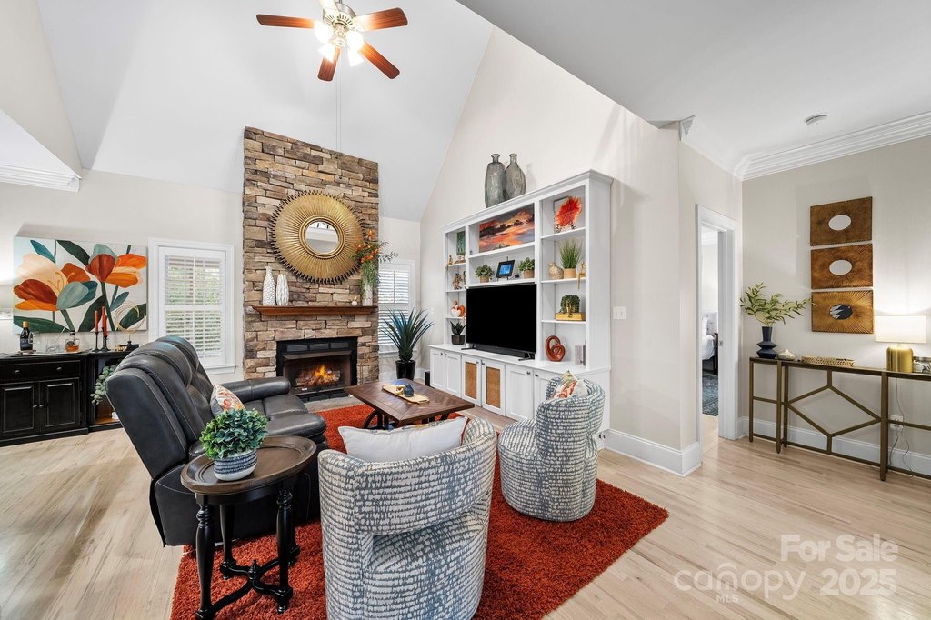 Cramerton, North Carolina, 28032, United States, 3 Bedrooms Bedrooms, ,3.5 BathroomsBathrooms,Residential,Forsale,2007724