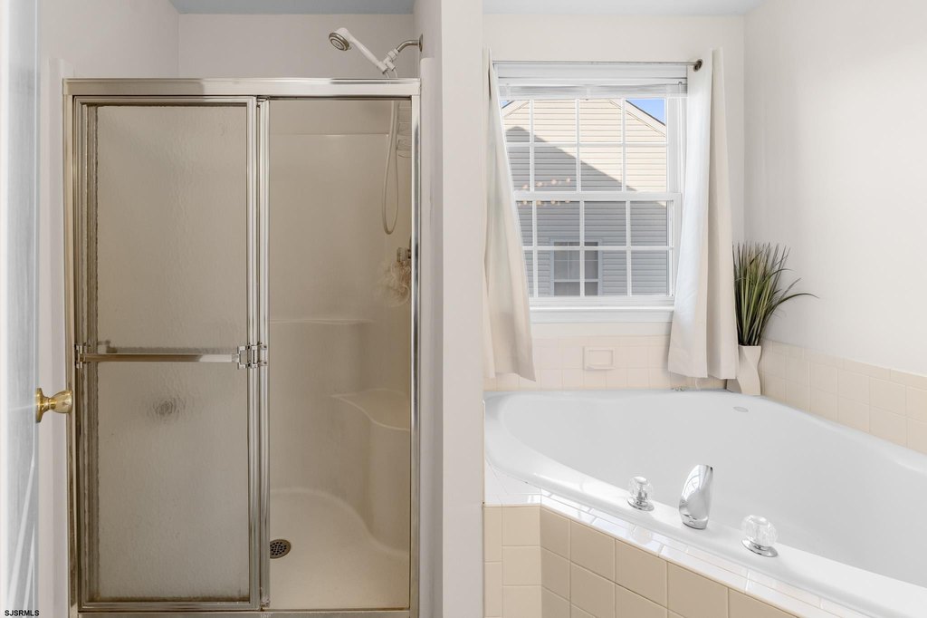 Egg Harbor Township, New Jersey, 08234, United States, 4 Bedrooms Bedrooms, ,2.5 BathroomsBathrooms,Residential,Forsale,1994153