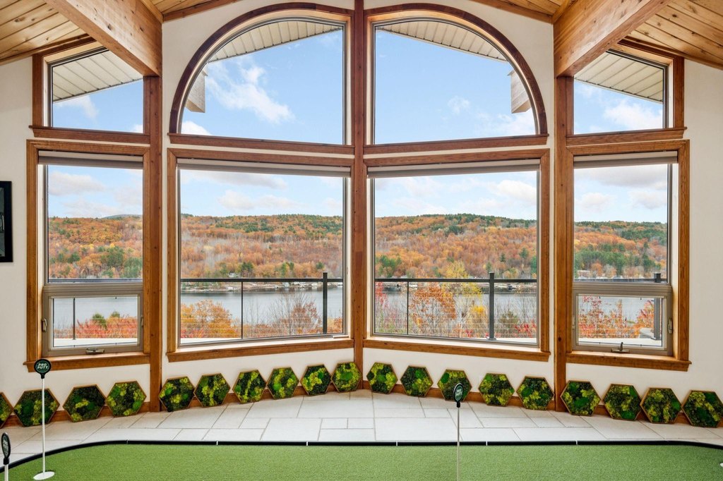 Alton, New Hampshire, 03810, United States, 3 Bedrooms Bedrooms, ,3.5 BathroomsBathrooms,Residential,Forsale,2004704