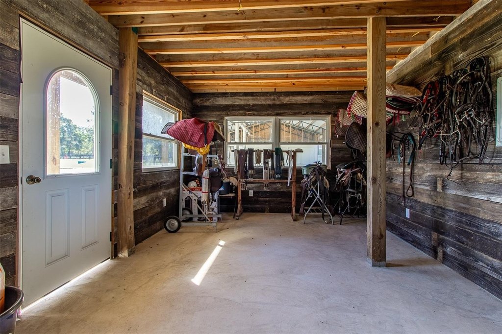 DUNNELLON, Florida, 34431, United States, 5 Bedrooms Bedrooms, ,2.5 BathroomsBathrooms,Residential,Forsale,2009539