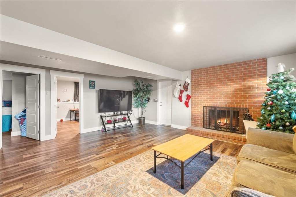 Billings, Montana, 59105, United States, 6 Bedrooms Bedrooms, ,4 BathroomsBathrooms,Residential,Forsale,2004458