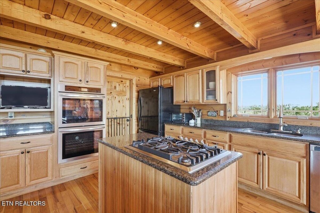 Greenback, Tennessee, 37742, United States, 3 Bedrooms Bedrooms, ,3.5 BathroomsBathrooms,Residential,Forsale,1999449