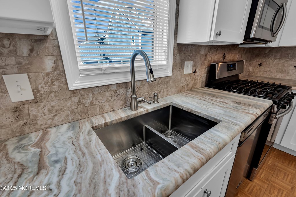 Seaside Park, New Jersey, 08752, United States, 6 Bedrooms Bedrooms, ,4 BathroomsBathrooms,Residential,Forsale,2004477