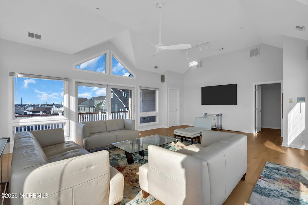 Seaside Park, New Jersey, 08752, United States, 6 Bedrooms Bedrooms, ,4 BathroomsBathrooms,Residential,Forsale,2004477