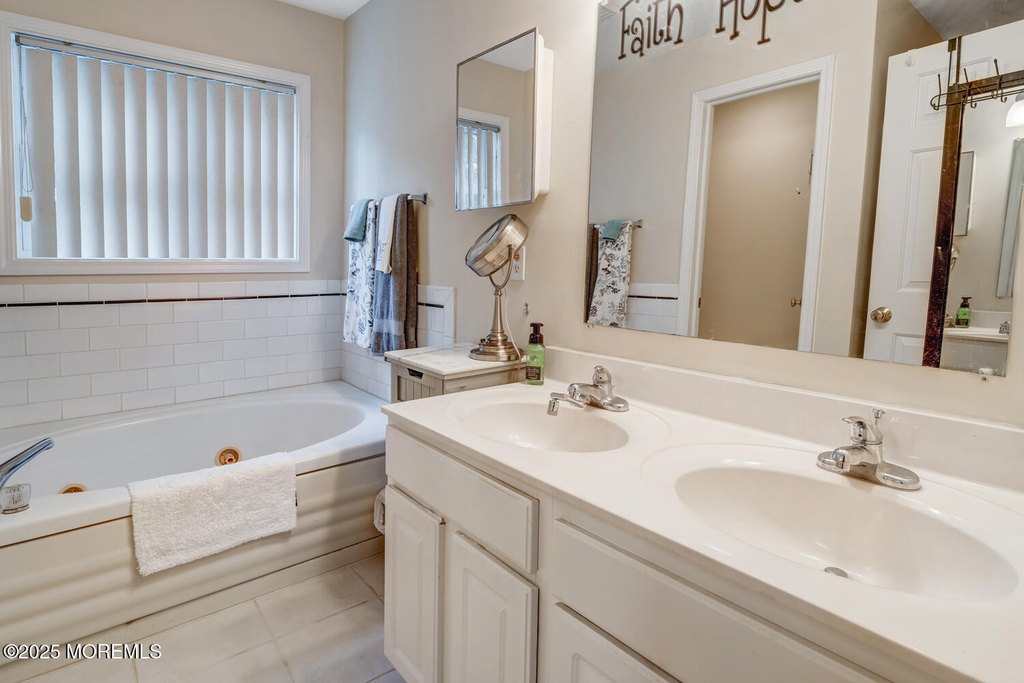 Tuckerton, New Jersey, 08087, United States, 4 Bedrooms Bedrooms, ,2.5 BathroomsBathrooms,Residential,Forsale,1994013