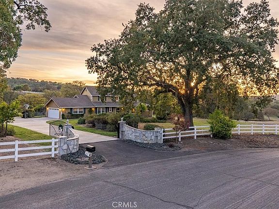 Paso Robles, California, 93446, United States, 4 Bedrooms Bedrooms, ,4 BathroomsBathrooms,Residential,Forsale,2009042