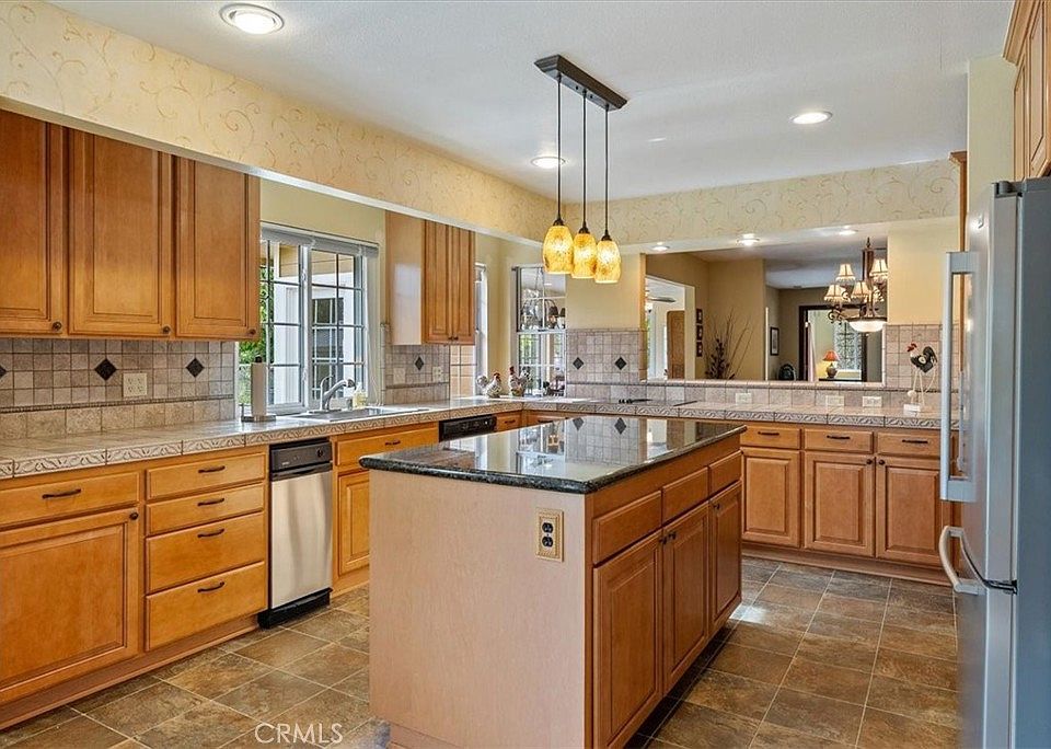 Paso Robles, California, 93446, United States, 4 Bedrooms Bedrooms, ,4 BathroomsBathrooms,Residential,Forsale,2009042