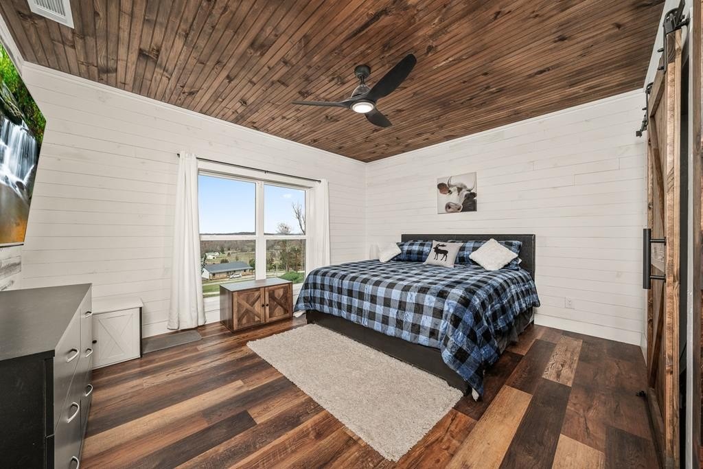 Monroe, Tennessee, 38573, United States, 3 Bedrooms Bedrooms, ,3.5 BathroomsBathrooms,Residential,Forsale,2010936