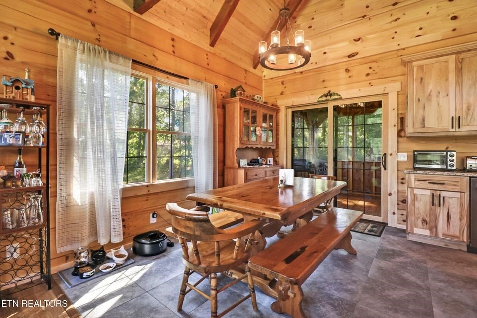 Jamestown, Tennessee, 38556, United States, 3 Bedrooms Bedrooms, ,2 BathroomsBathrooms,Residential,Forsale,1929821