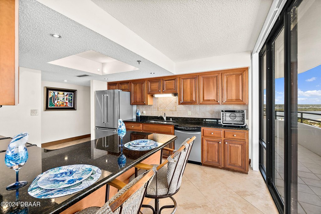 Daytona Beach Shores, Florida, 32118, United States, 2 Bedrooms Bedrooms, ,2 BathroomsBathrooms,Residential,Forsale,1990065