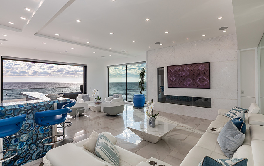 Malibu, California, 90265, United States, 4 Bedrooms Bedrooms, ,5 BathroomsBathrooms,Residential,Forsale,2001449