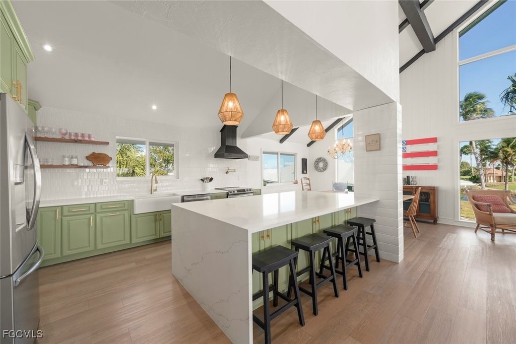 Sanibel, Florida, 33957, United States, 4 Bedrooms Bedrooms, ,3 BathroomsBathrooms,Residential,Forsale,2004791