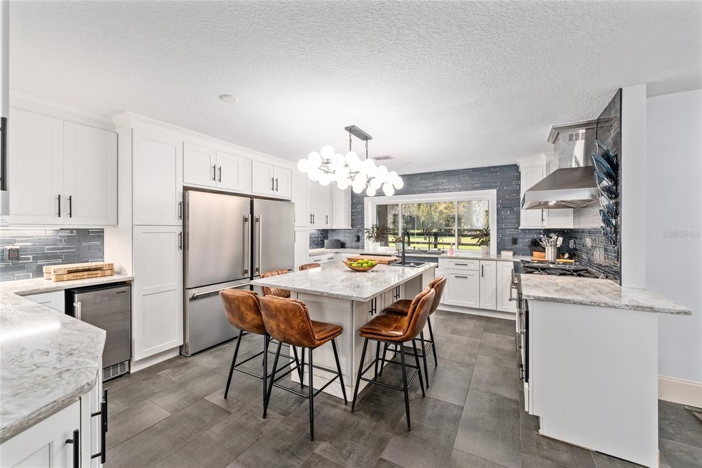 HOWEY IN THE HILLS, Florida, 34737, United States, 3 Bedrooms Bedrooms, ,3.5 BathroomsBathrooms,Residential,Forsale,2004586