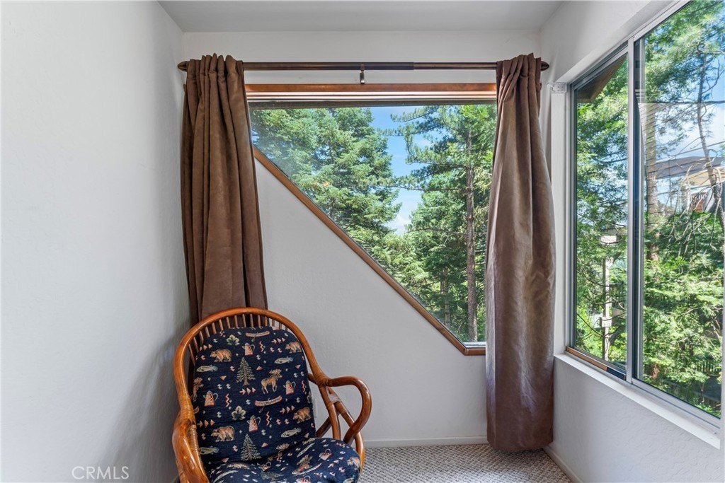 Lake Arrowhead, California, 92317, United States, 3 Bedrooms Bedrooms, ,2 BathroomsBathrooms,Residential,Forsale,1971039