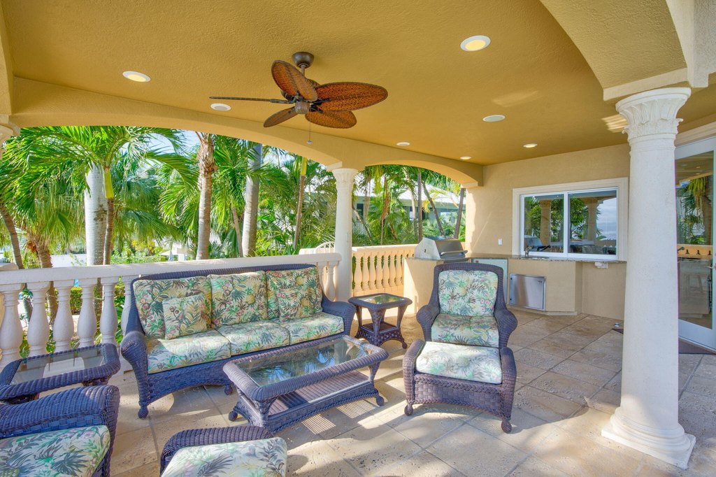 Key Colony, Florida, 33051, United States, 4 Bedrooms Bedrooms, ,5 BathroomsBathrooms,Residential,Forsale,2011629