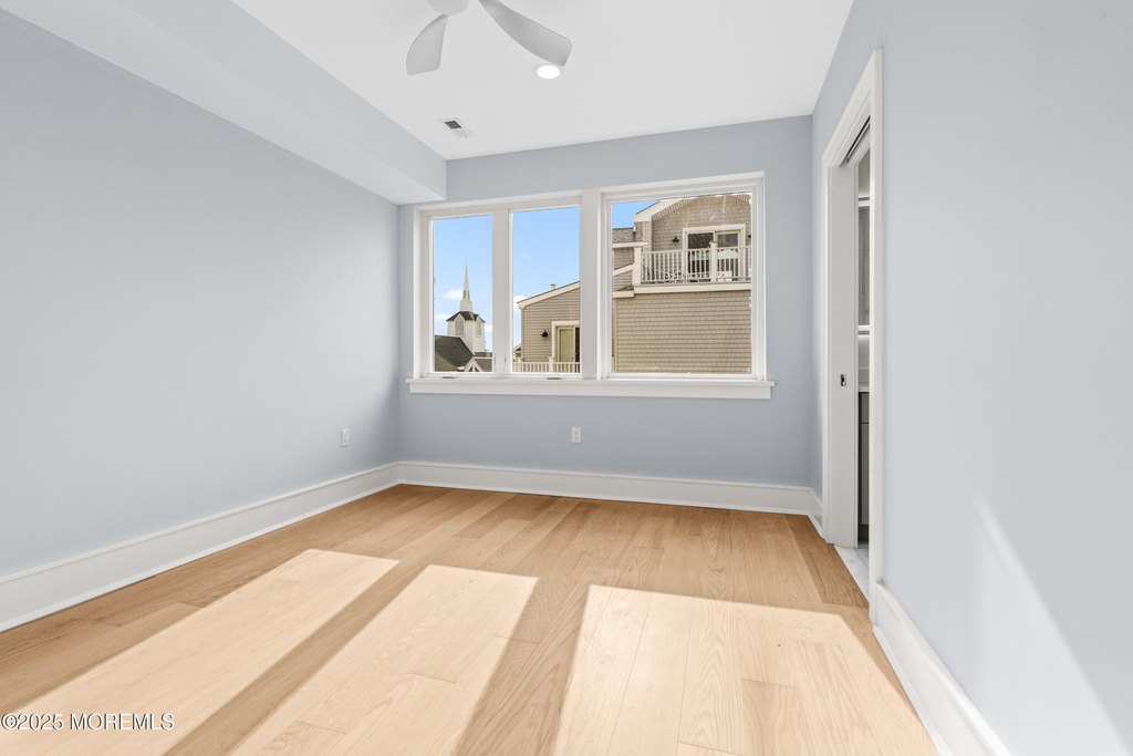 Sea Bright, New Jersey, 07760, United States, 5 Bedrooms Bedrooms, ,4 BathroomsBathrooms,Residential,Forsale,2014193