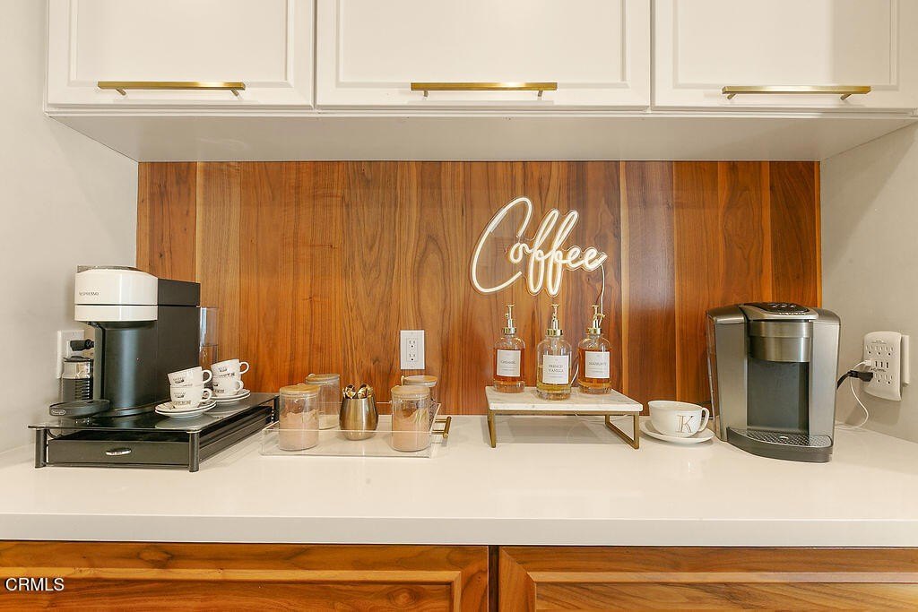 Thousand Oaks, California, 91362, United States, 4 Bedrooms Bedrooms, ,3.5 BathroomsBathrooms,Residential,Forsale,2004525