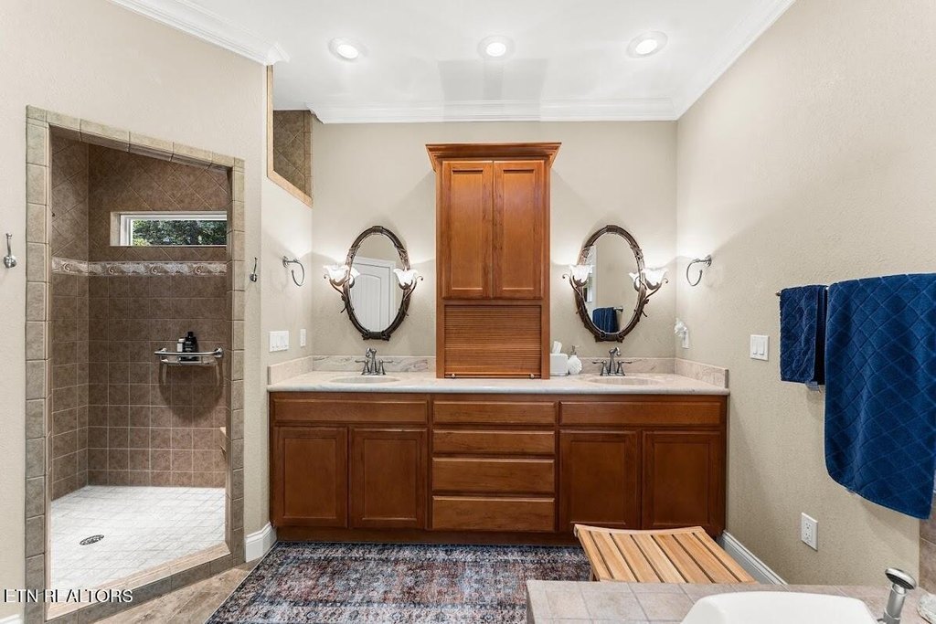 Crossville, Tennessee, 38558, United States, 3 Bedrooms Bedrooms, ,2.5 BathroomsBathrooms,Residential,Forsale,1968509