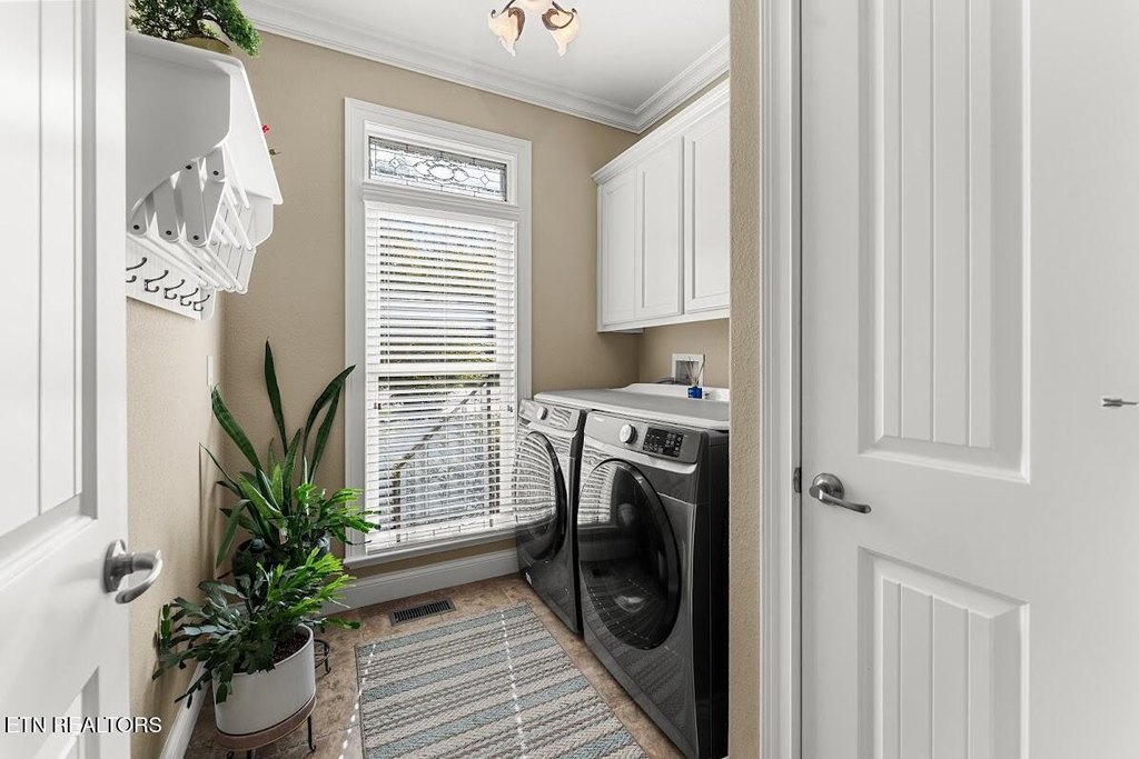 Crossville, Tennessee, 38558, United States, 3 Bedrooms Bedrooms, ,2.5 BathroomsBathrooms,Residential,Forsale,1968509