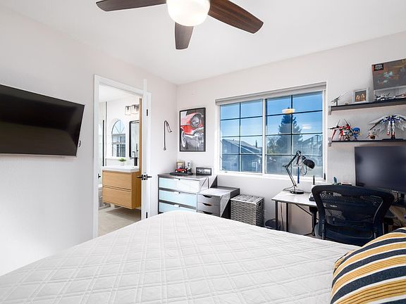 Santa Rosa, California, 95401, United States, 4 Bedrooms Bedrooms, ,3 BathroomsBathrooms,Residential,Forsale,1999291