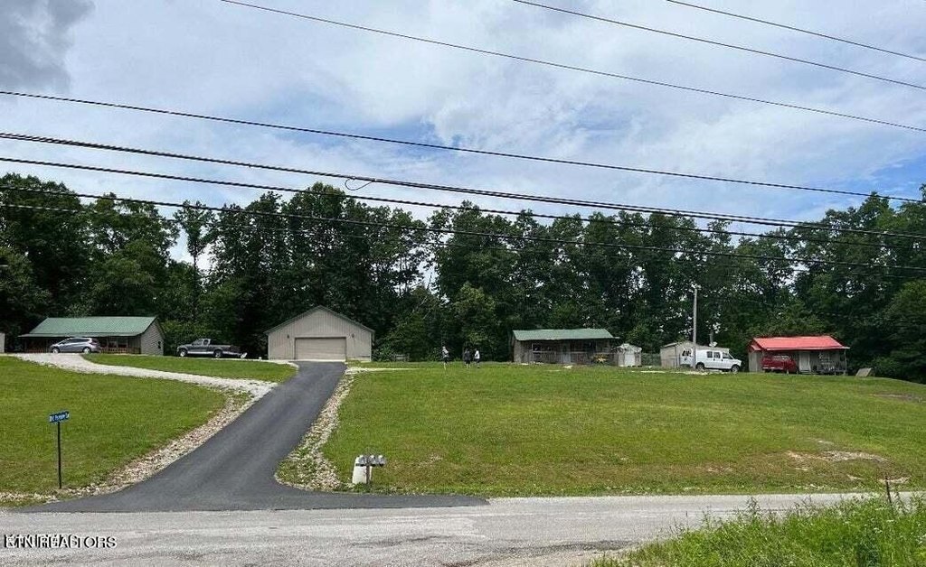 Crossville, Tennessee, 38571, United States, ,Residential,Forsale,1907881