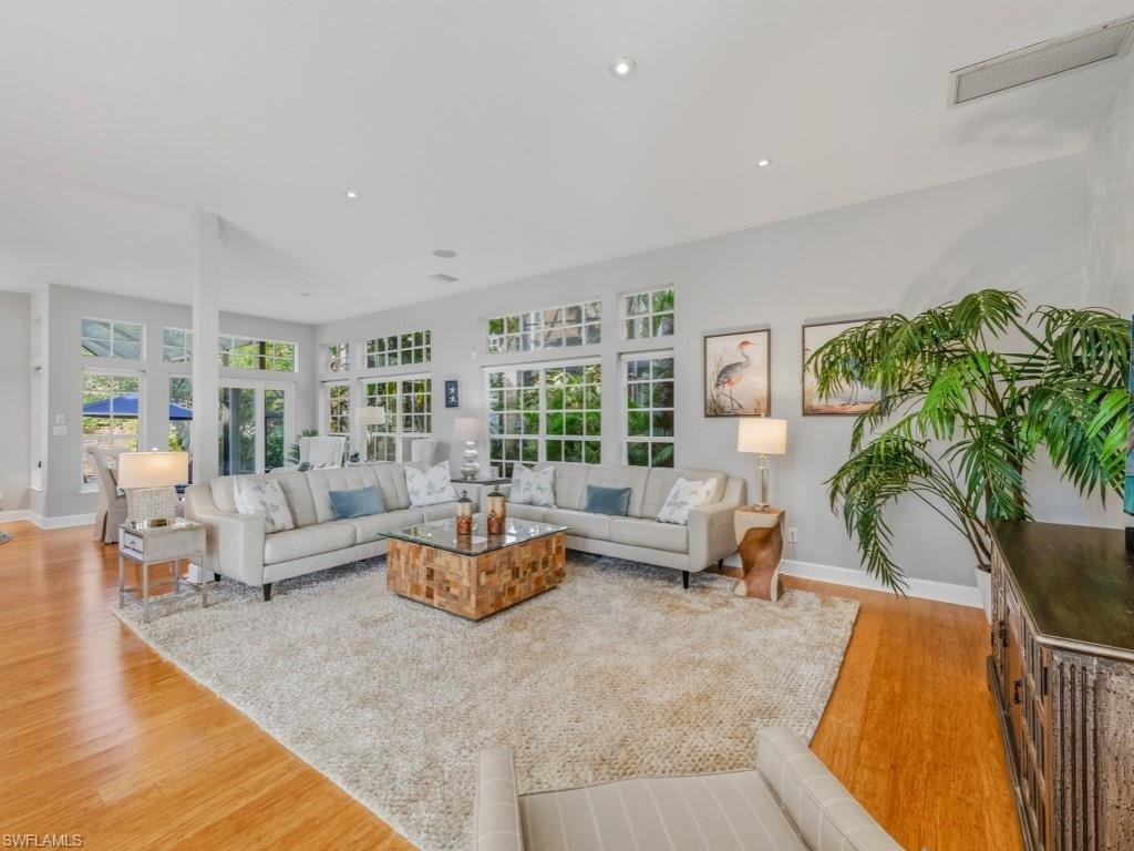 BONITA SPRINGS, Florida, 34134, United States, 4 Bedrooms Bedrooms, ,3.5 BathroomsBathrooms,Residential,Forsale,2004806