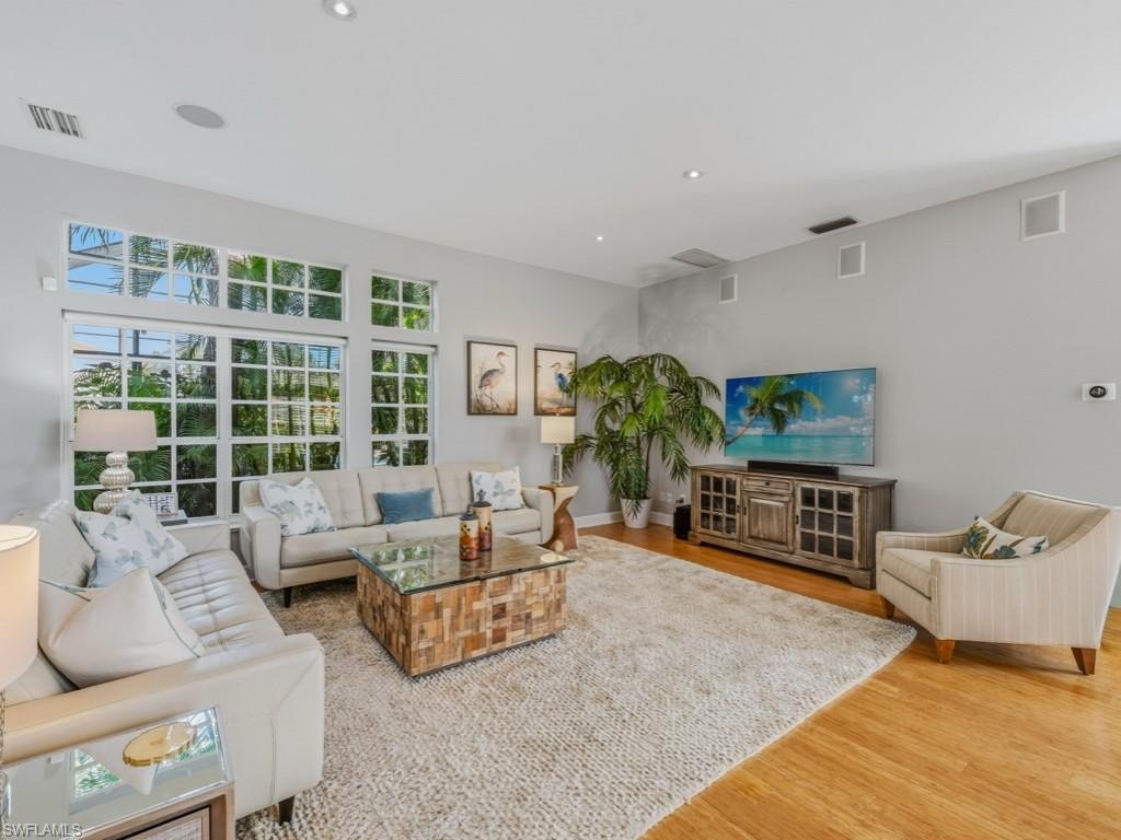 BONITA SPRINGS, Florida, 34134, United States, 4 Bedrooms Bedrooms, ,3.5 BathroomsBathrooms,Residential,Forsale,2004806