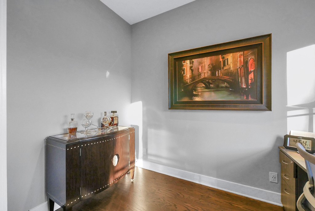 Chattanooga, Tennessee, 37402, United States, 2 Bedrooms Bedrooms, ,2 BathroomsBathrooms,Residential,Forsale,2004676