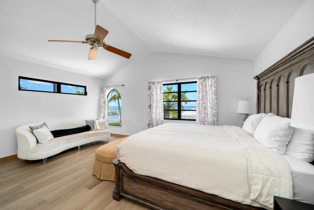 Marathon, Florida, 33050, United States, 3 Bedrooms Bedrooms, ,2.5 BathroomsBathrooms,Residential,Forsale,2011131