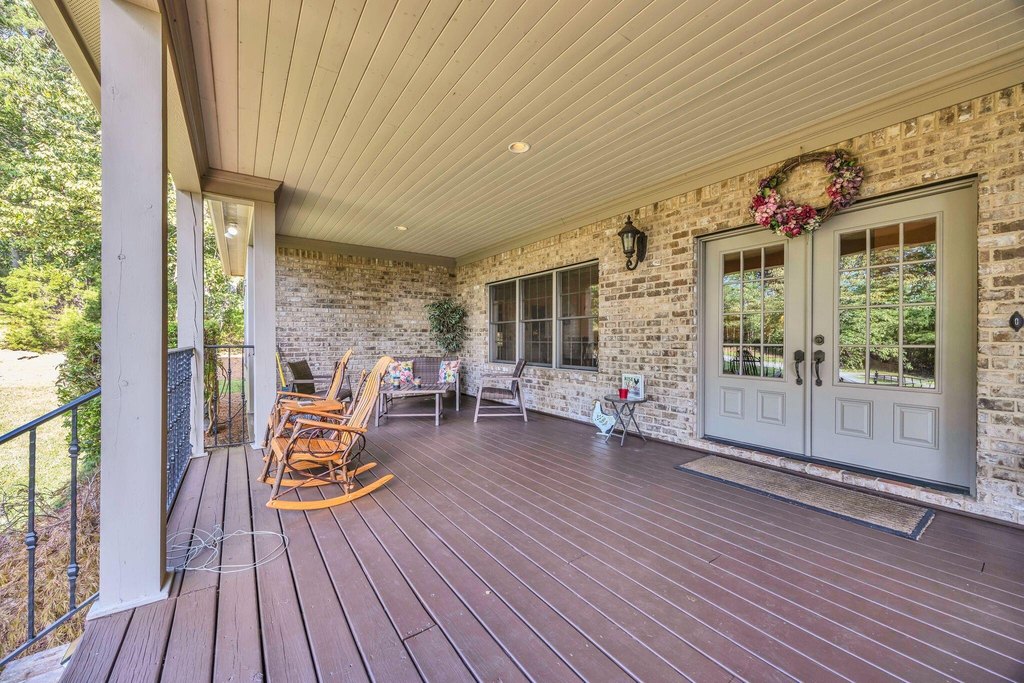 Rising Fawn, Georgia, 30738, United States, 3 Bedrooms Bedrooms, ,3.5 BathroomsBathrooms,Residential,Forsale,1963561