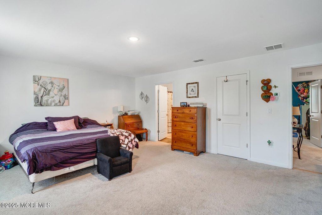 Little Egg Harbor, New Jersey, 08087, United States, 5 Bedrooms Bedrooms, ,3 BathroomsBathrooms,Residential,Forsale,1992686