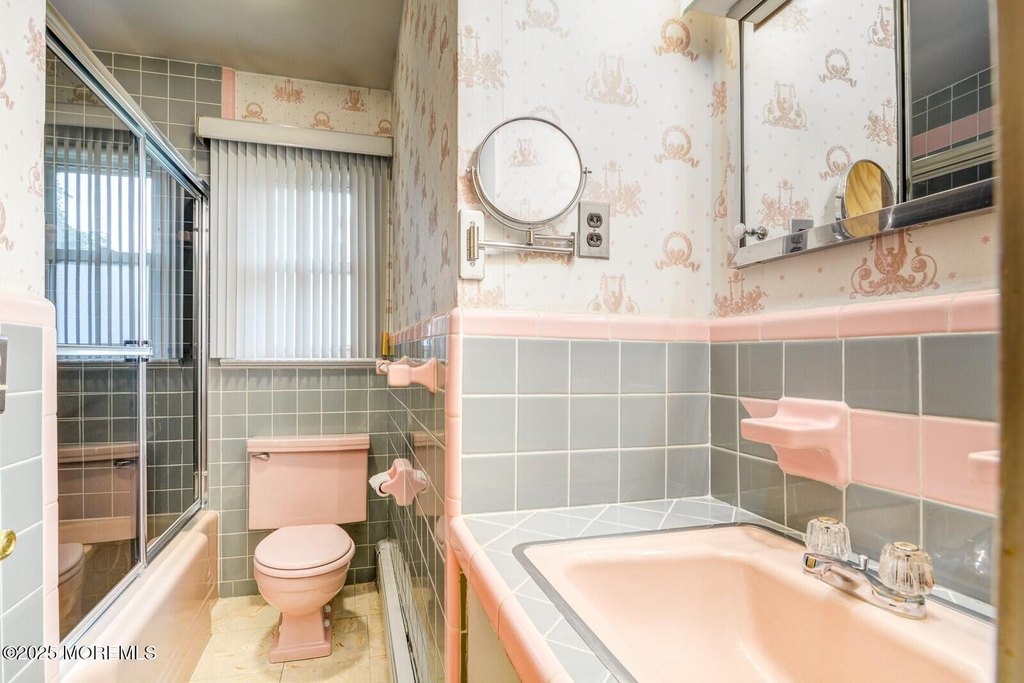 Brick, New Jersey, 08724, United States, 3 Bedrooms Bedrooms, ,3.5 BathroomsBathrooms,Residential,Forsale,1966062