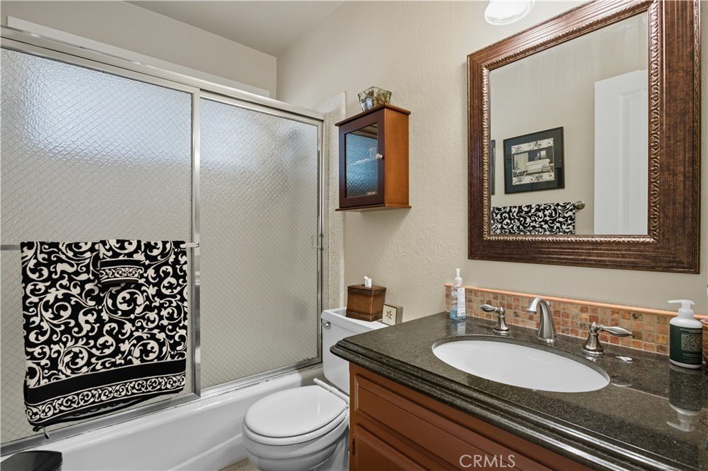 Lake Arrowhead, California, 92352, United States, 4 Bedrooms Bedrooms, ,3 BathroomsBathrooms,Residential,Forsale,1971047