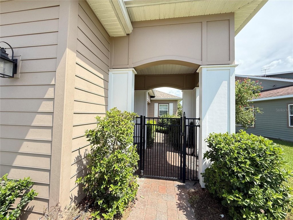 OCALA, Florida, 34482, United States, 2 Bedrooms Bedrooms, ,2.5 BathroomsBathrooms,Residential,Forsale,2009493