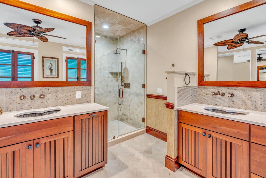 Key Colony, Florida, 33051, United States, 4 Bedrooms Bedrooms, ,4.5 BathroomsBathrooms,Residential,Forsale,2004355