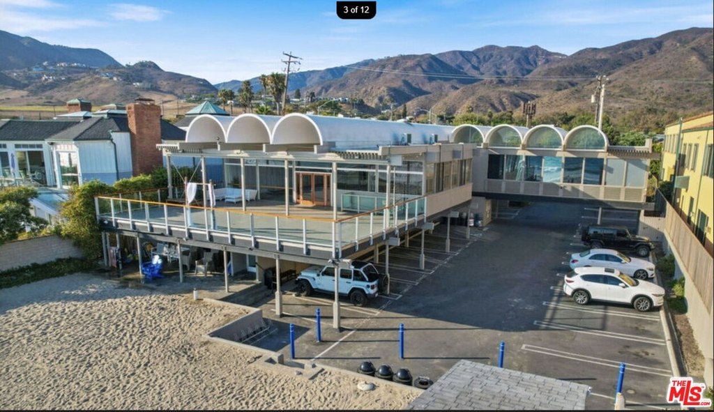 Malibu, California, 90265, United States, 4 Bedrooms Bedrooms, ,2.5 BathroomsBathrooms,Residential,Forsale,2009611