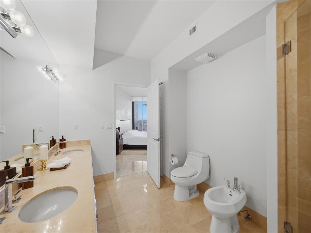 Fort Lauderdale, Florida, 33308, United States, 2 Bedrooms Bedrooms, ,2 BathroomsBathrooms,Residential,Forsale,2004493